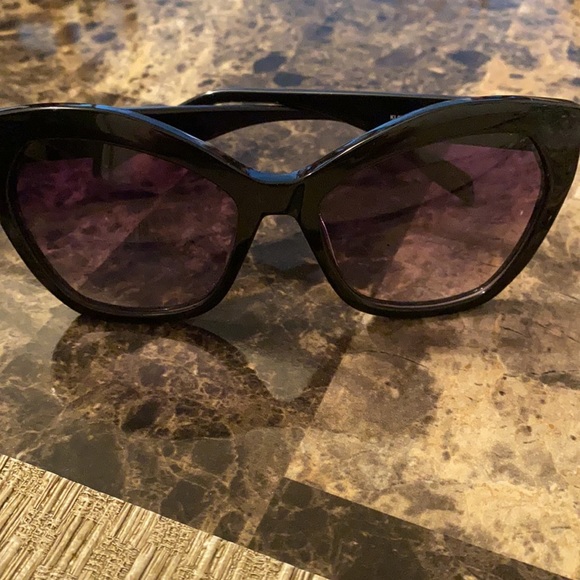 Karl Lagerfeld Accessories - Karl Lagerfeld Women’s Cat Eyed Sunglasses